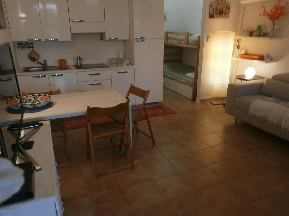 Lucianasit Apartment Cugnana Verde ภายนอก รูปภาพ